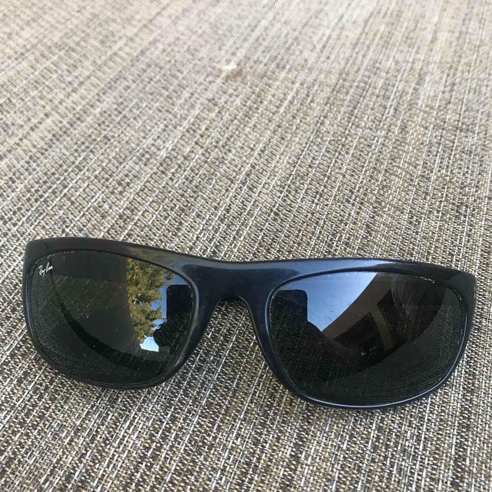 Unisex Rayban sunglasses